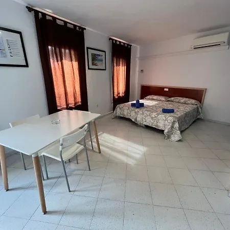 Monjardi Apartment