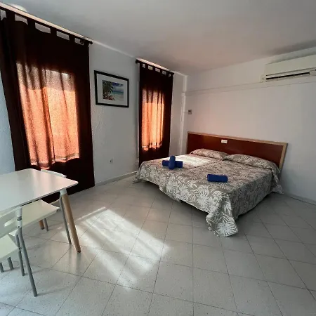 Monjardi Apartment Lloret de Mar