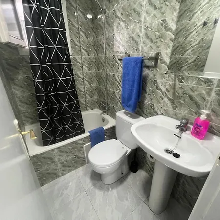 Monjardi 아파트 료렛 드 마르